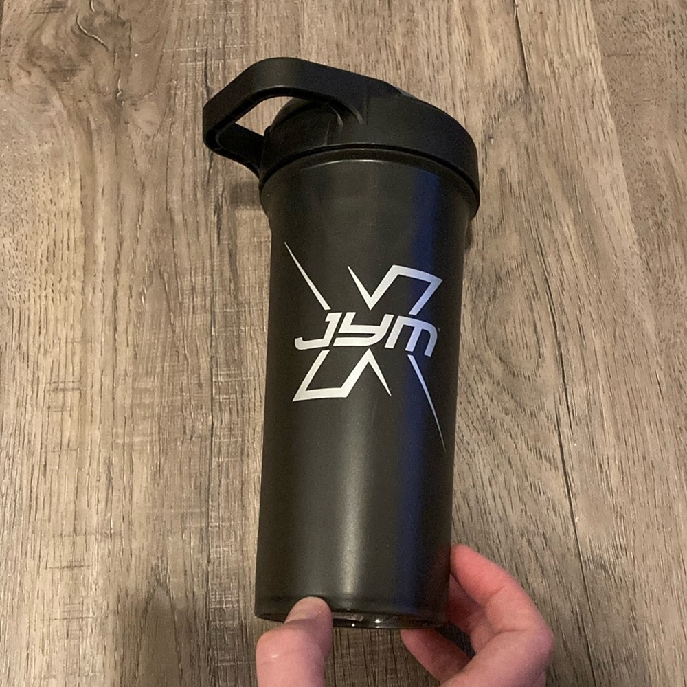Jym Shaker Cup